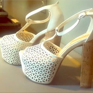 Jessica Simpson heels